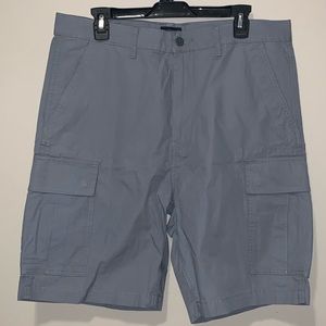 Levi’s gray cargo shorts